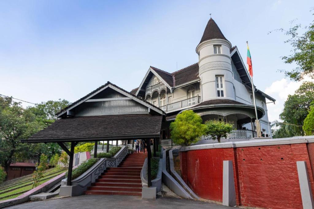 Virati Hotel Rangun Kültér fotó