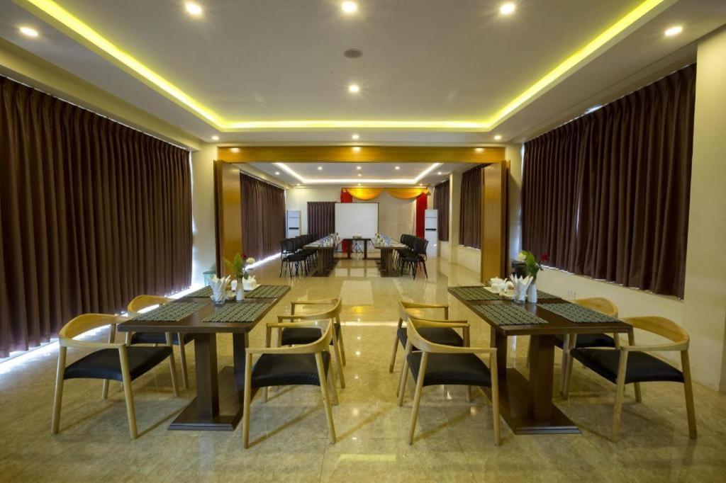 Virati Hotel Rangun Kültér fotó