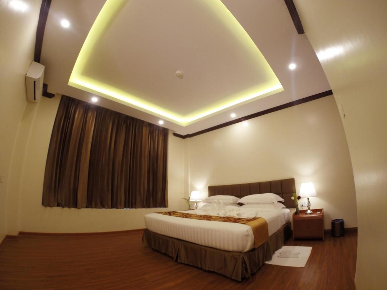 Virati Hotel Rangun Kültér fotó
