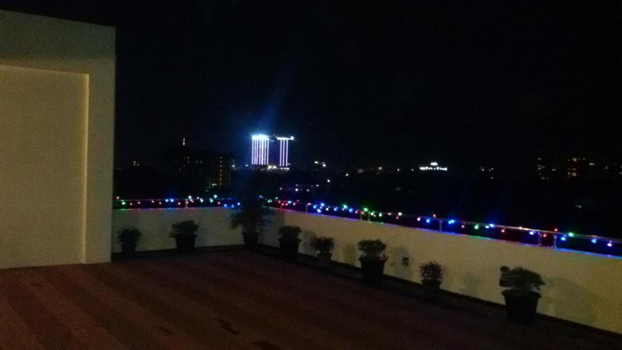 Virati Hotel Rangun Kültér fotó