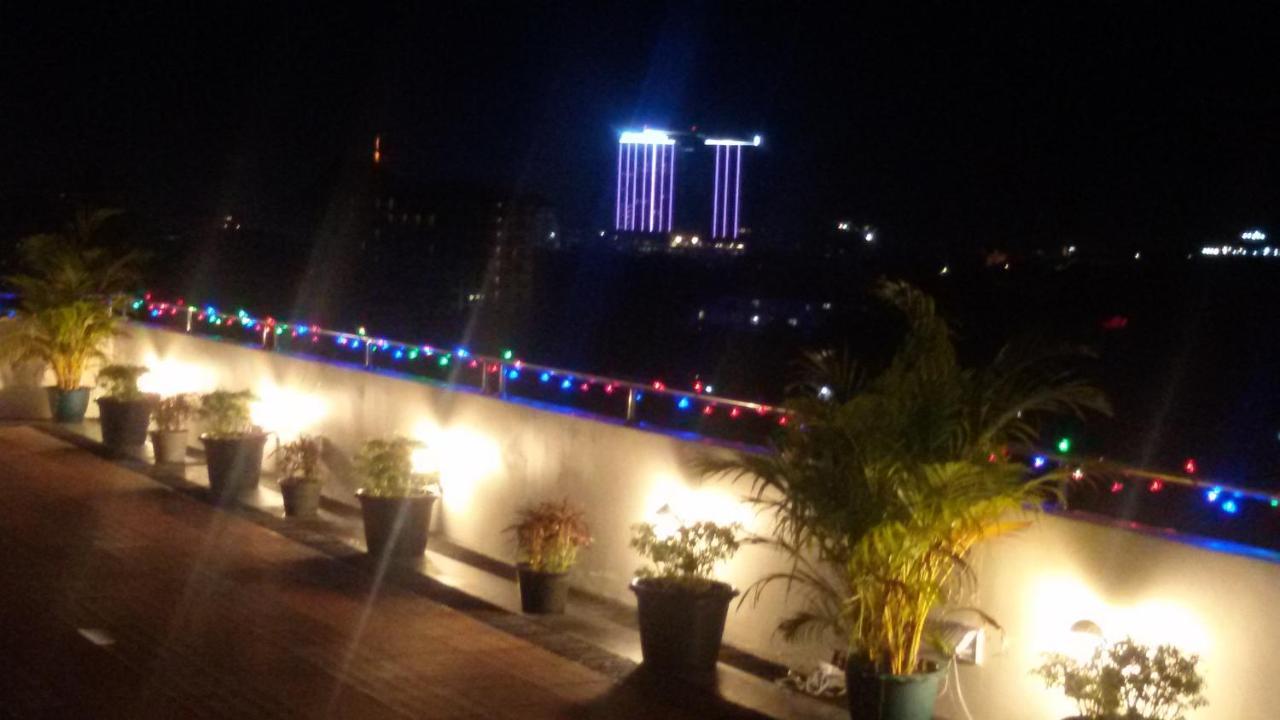 Virati Hotel Rangun Kültér fotó