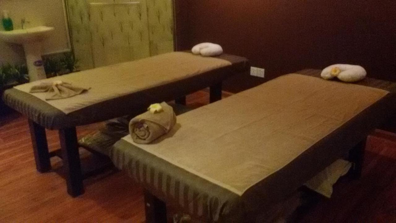 Virati Hotel Rangun Kültér fotó